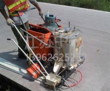熱熔標線施工機械 車位劃線用什么設備？