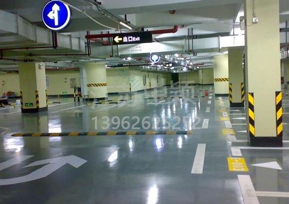 金剛砂耐磨地坪報價費(fèi)用，做地下車庫金剛砂耐磨地坪貴嗎？