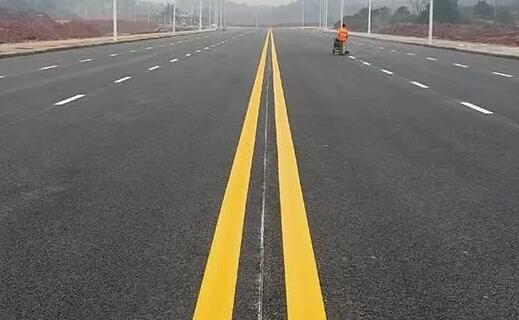 蘇州市政道路標線每米成本價多少錢？江蘇中穎價格合理