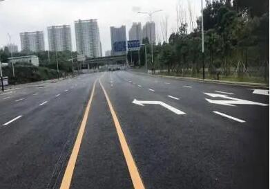 蘇州道路劃線分析，可變車道是什么意思？可變導(dǎo)向車道是可變車道嗎？