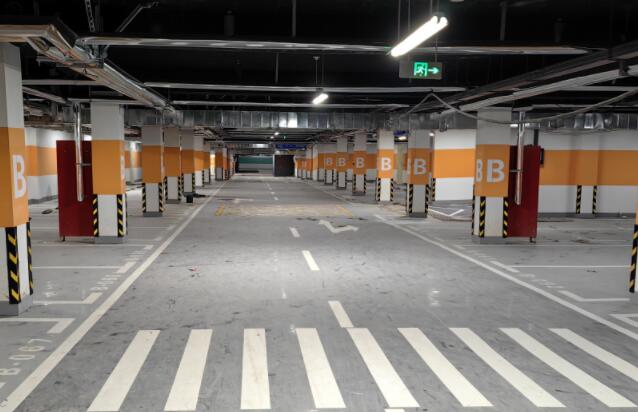 蘇州城市地下車(chē)庫(kù)劃線(xiàn)公司哪里有？可以找江蘇中穎