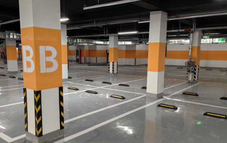 如何選擇南京停車場劃線的材料？停車位劃線用什么材料 