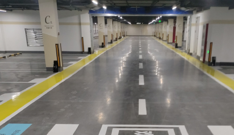無(wú)錫車庫(kù)車位劃線施工？ 江蘇中穎口碑好